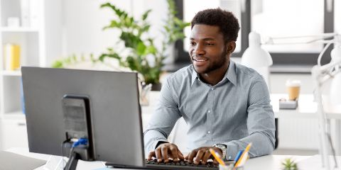 Navigating a Career Pivot: Transitioning to a New Industry or Role